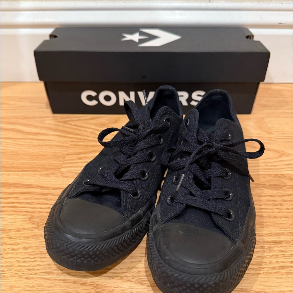 Converse Unisex Black Canvas Sneakers